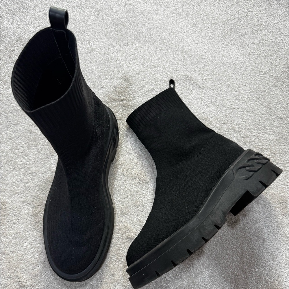 Aldo Black Women's Ankle Boots size 8